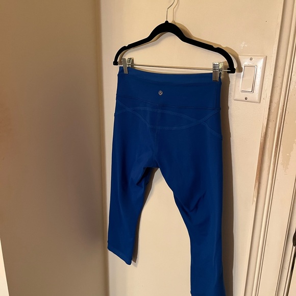 Lululemon High Rise Capris - Picture 2 of 3